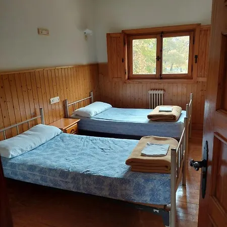 Хостел Albergue Espinosa De Los Monteros Эспиноса-де-лос-Монтерос